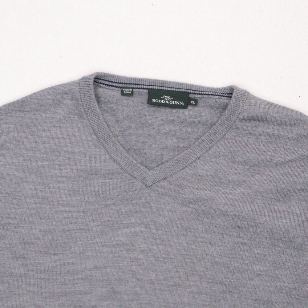 Rodd & Gunn Men's Sweater Size XL Gray V Neck Fine Merino Wool Preppy Winter - Picture 4 of 8